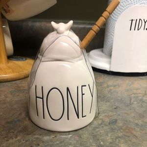Rae Dunn honey pot